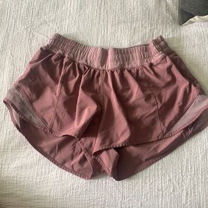 Lululemon Hotty Hot Short